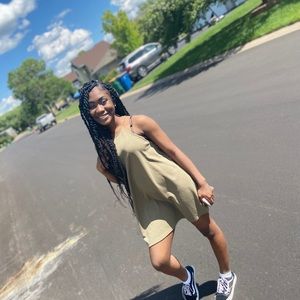 Meet your Posher, Christine